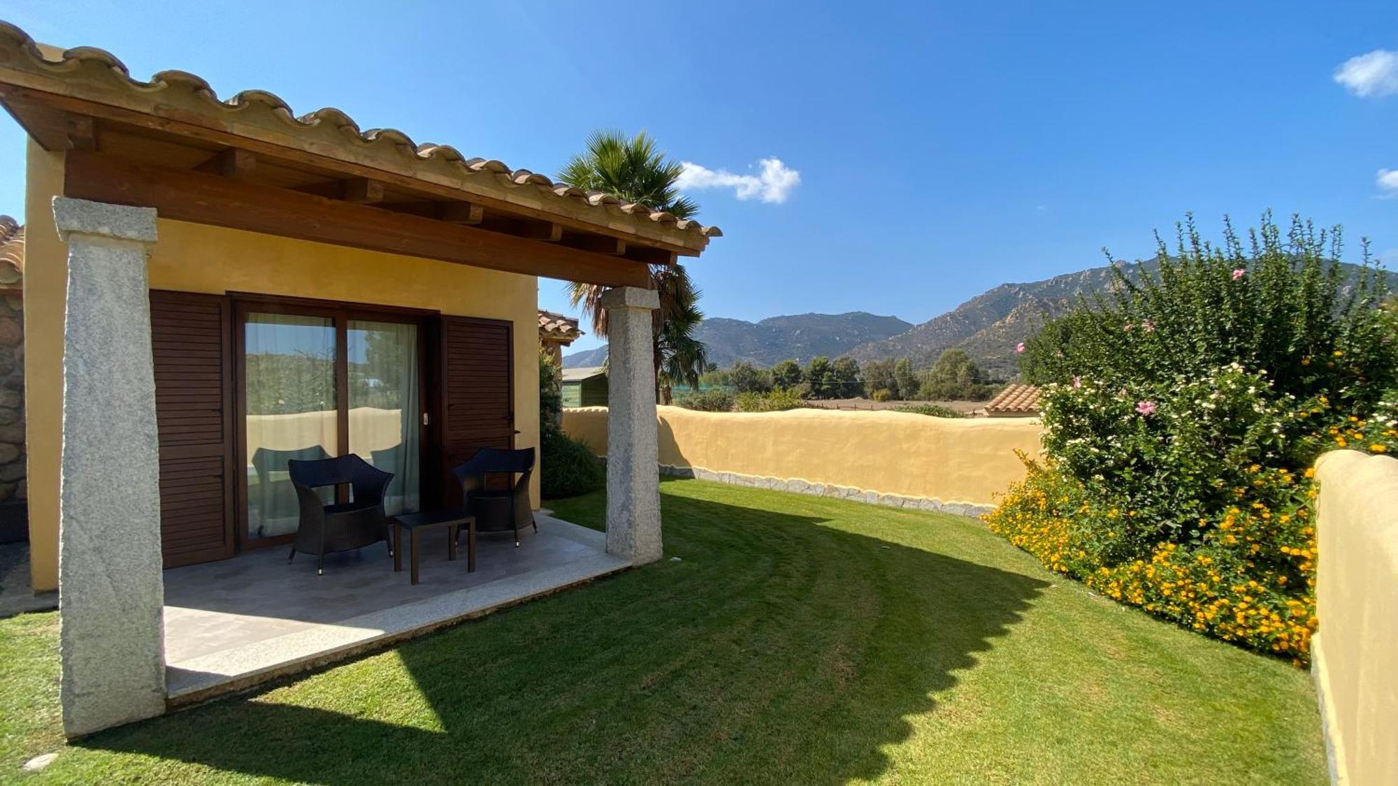 Le Anfore Hotel Villasimius Exterior foto